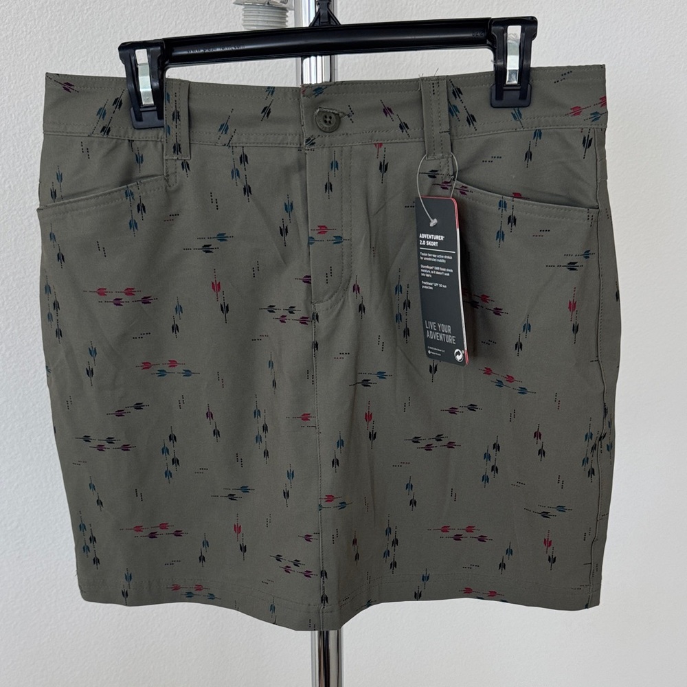 Eddie Bauer Olive Patterned Women Skort, Size: 8, NWT